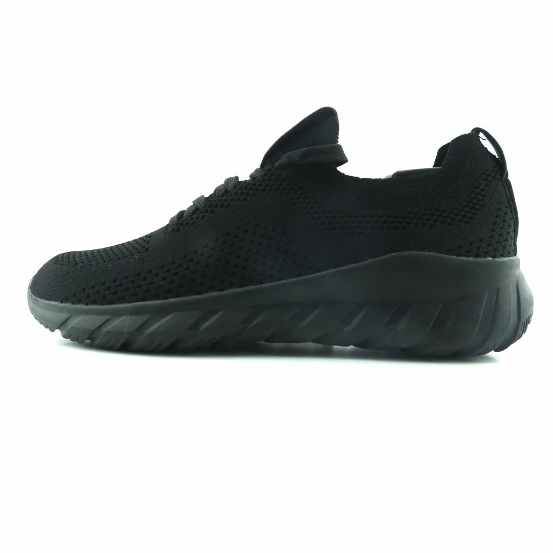 AMERICAN BRAND . American everyday footwear