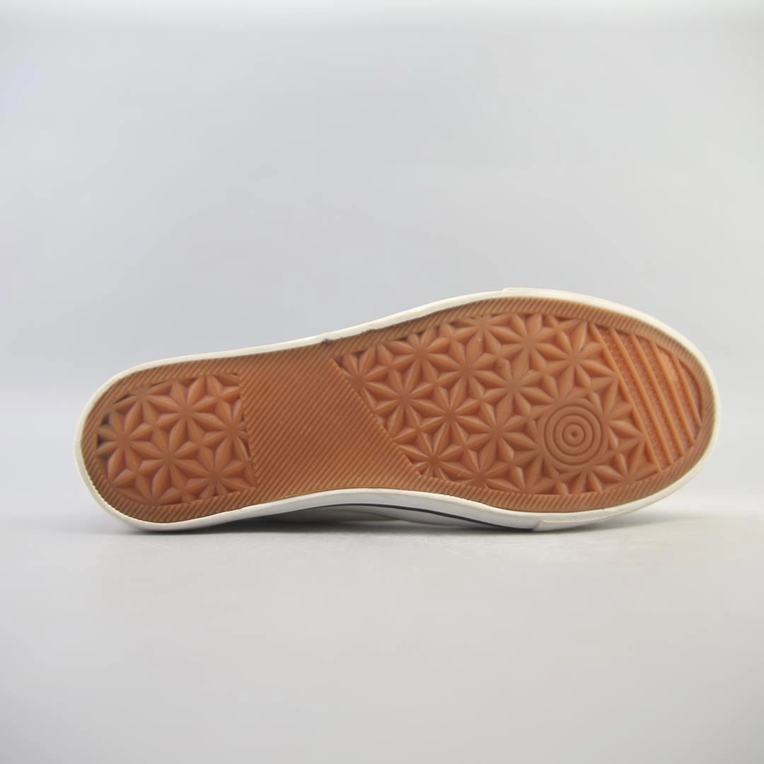 AMERICAN BRAND . stylish walking shoe photos