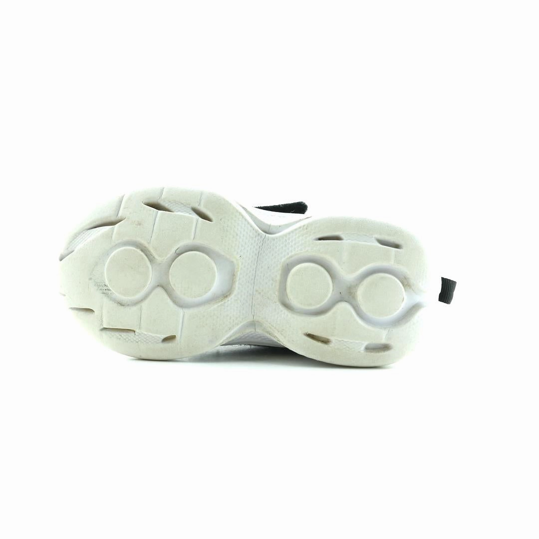 AMERICAN BRAND . stylish walking shoe photos