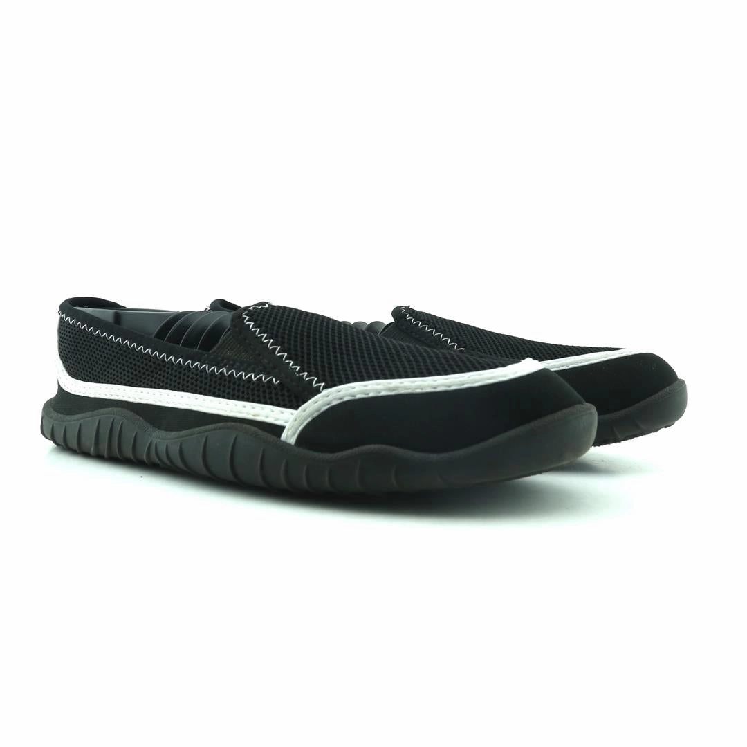 AMERICAN BRAND . stylish walking shoe photos