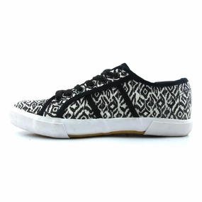 AMERICAN BRAND . American everyday footwear