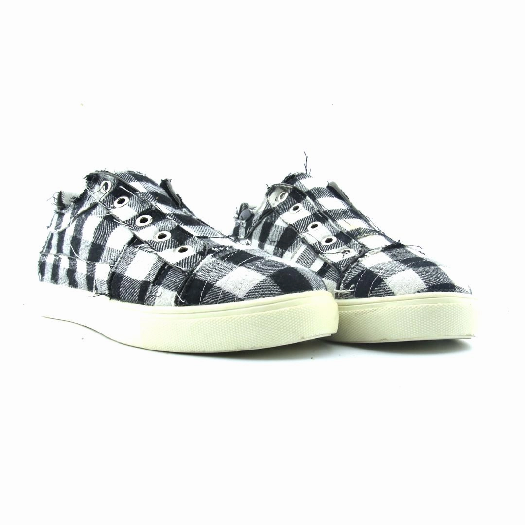AMERICAN BRAND . stylish walking shoe photos