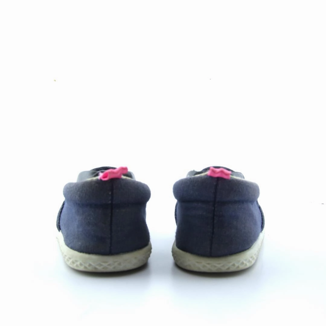 AMERICAN BRAND . stylish walking shoe photos