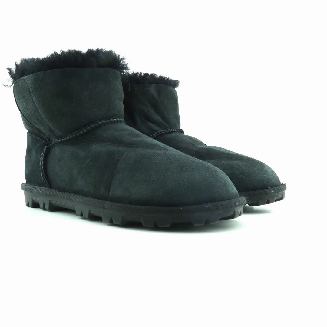AMERICAN BRAND . stylish walking shoe photos