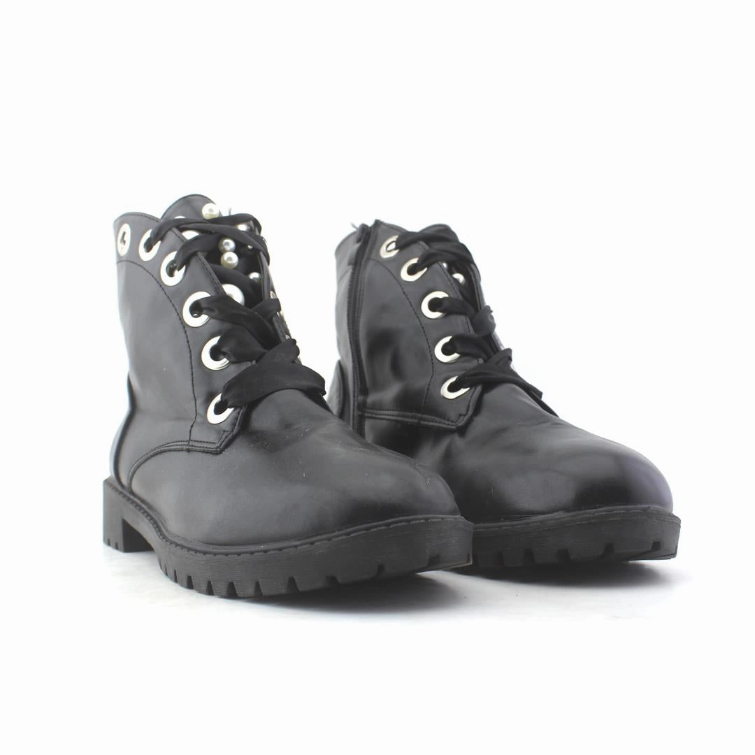 AMERICAN BRAND . stylish walking shoe photos