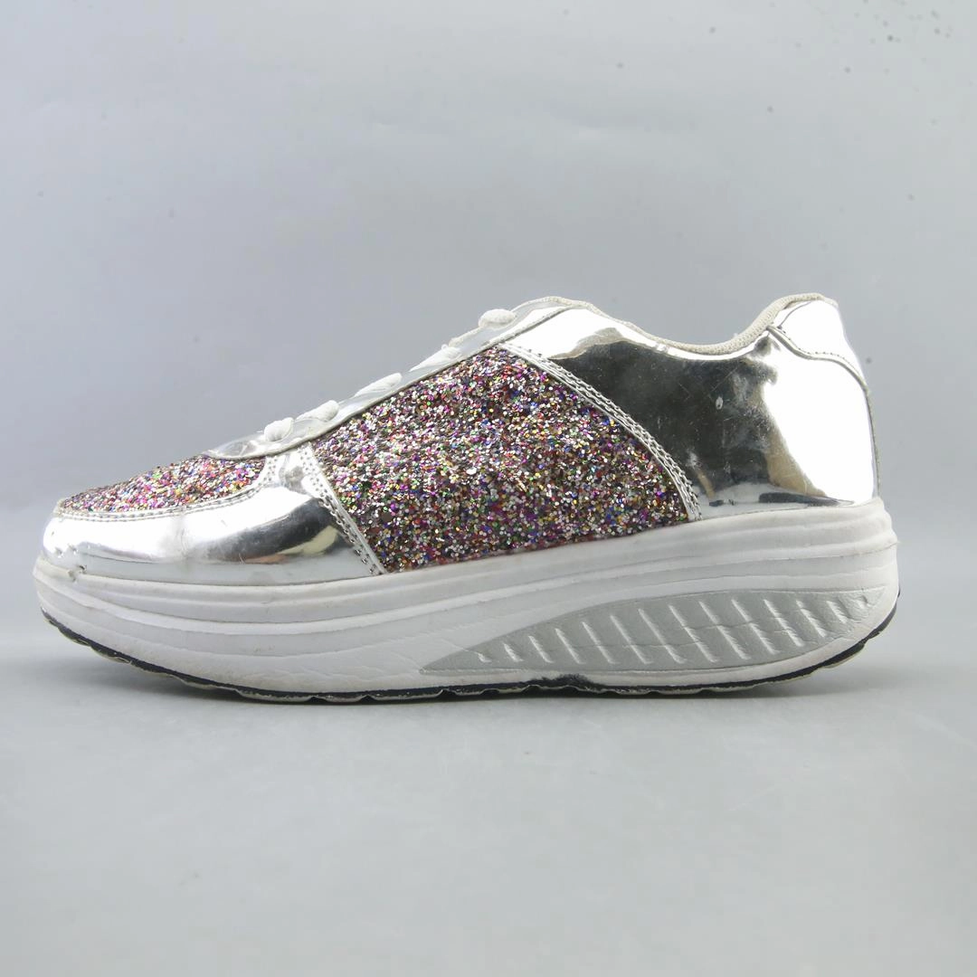 AMERICAN BRAND . American everyday footwear