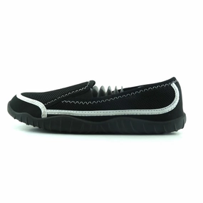 AMERICAN BRAND . American everyday footwear