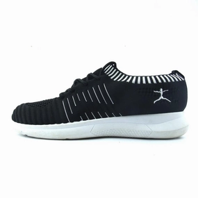AMERICAN BRAND . American everyday footwear