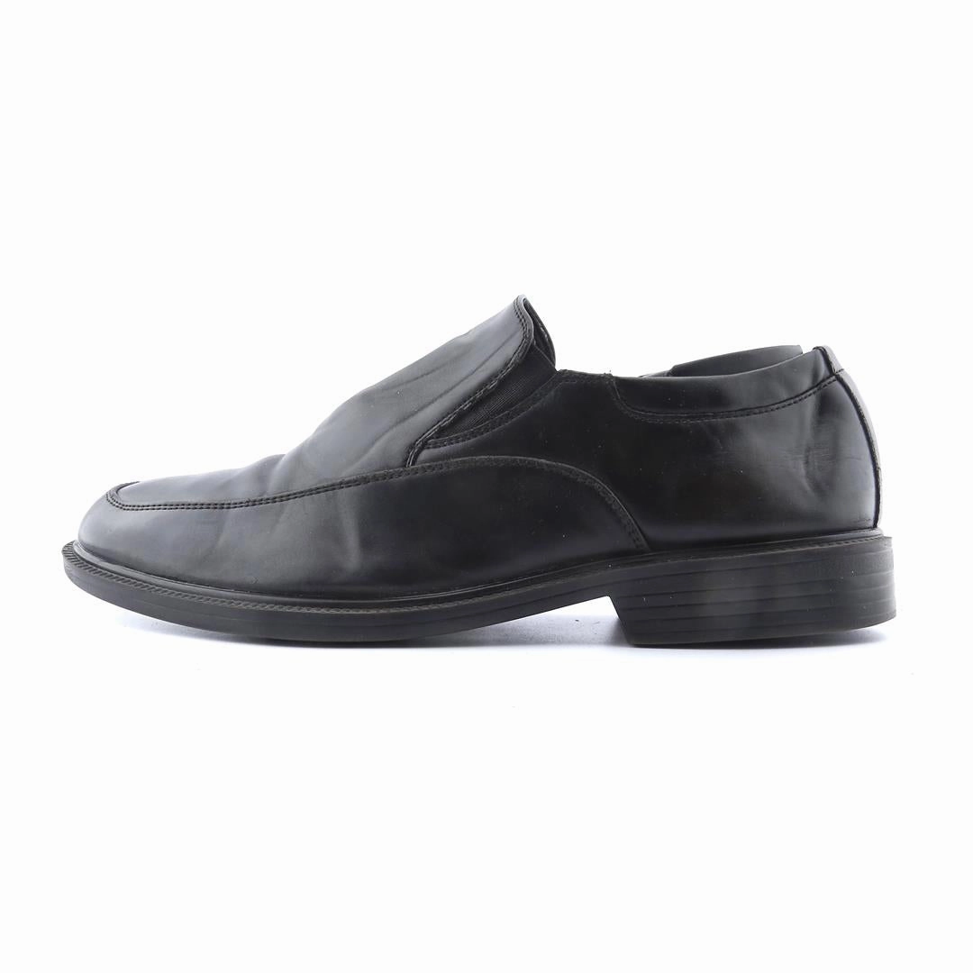 AMERICAN BRAND . American everyday footwear