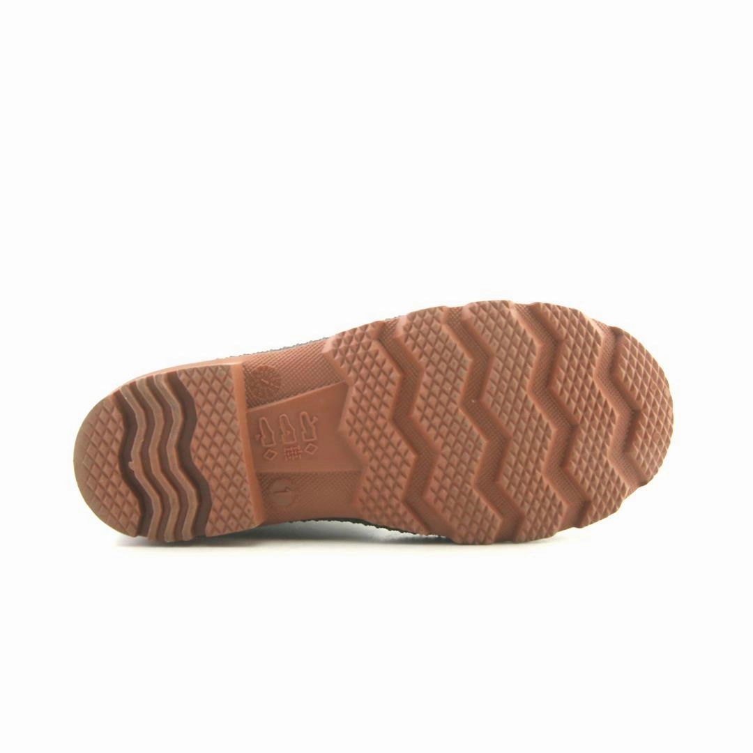 AMERICAN BRAND . stylish walking shoe photos