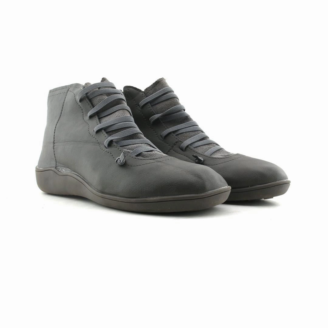 AMERICAN BRAND . stylish walking shoe photos