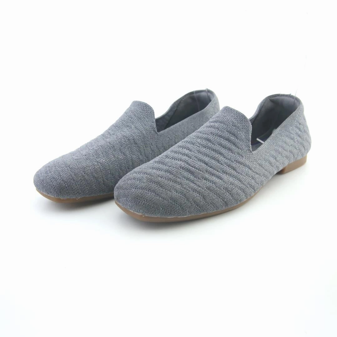 AMERICAN BRAND . American everyday footwear