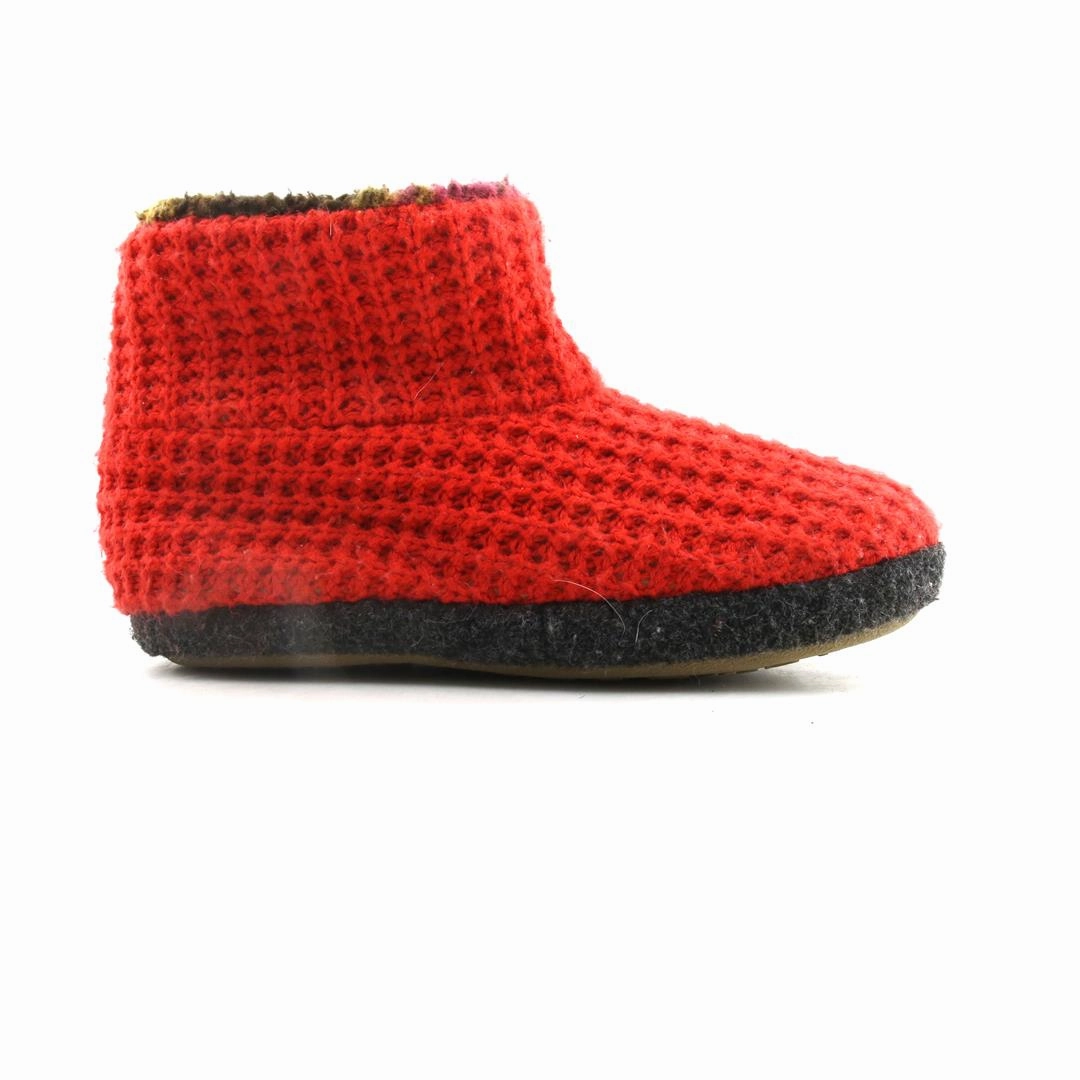 AMERICAN BRAND . stylish walking shoe photos