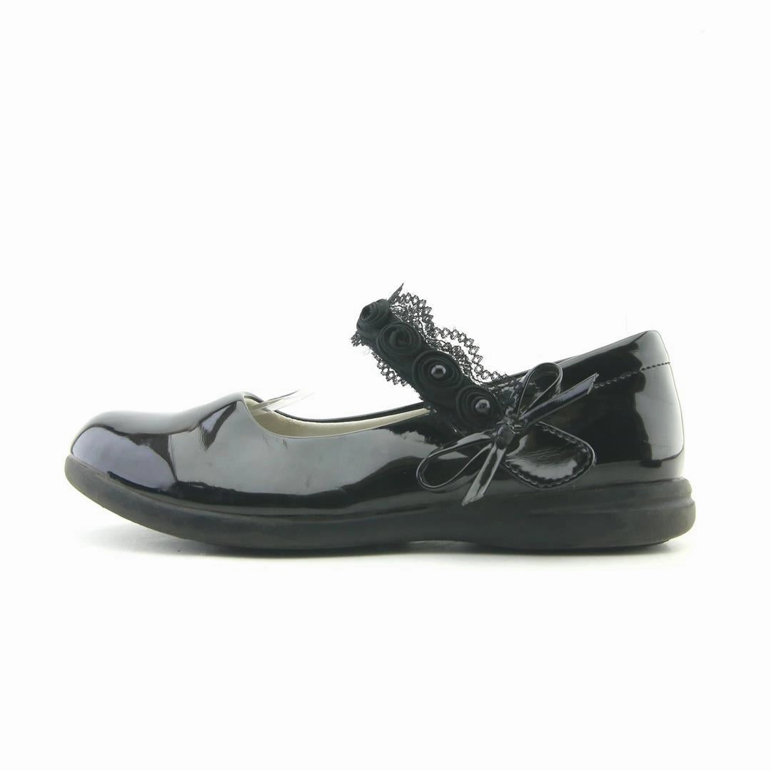 AMERICAN BRAND . stylish walking shoe photos