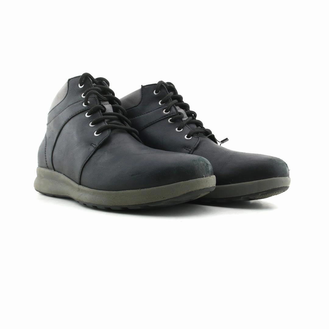 AMERICAN BRAND . stylish walking shoe photos