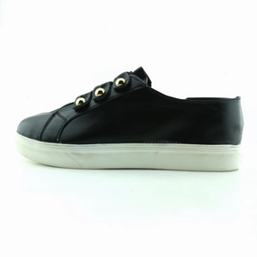 AMERICAN BRAND . American everyday footwear
