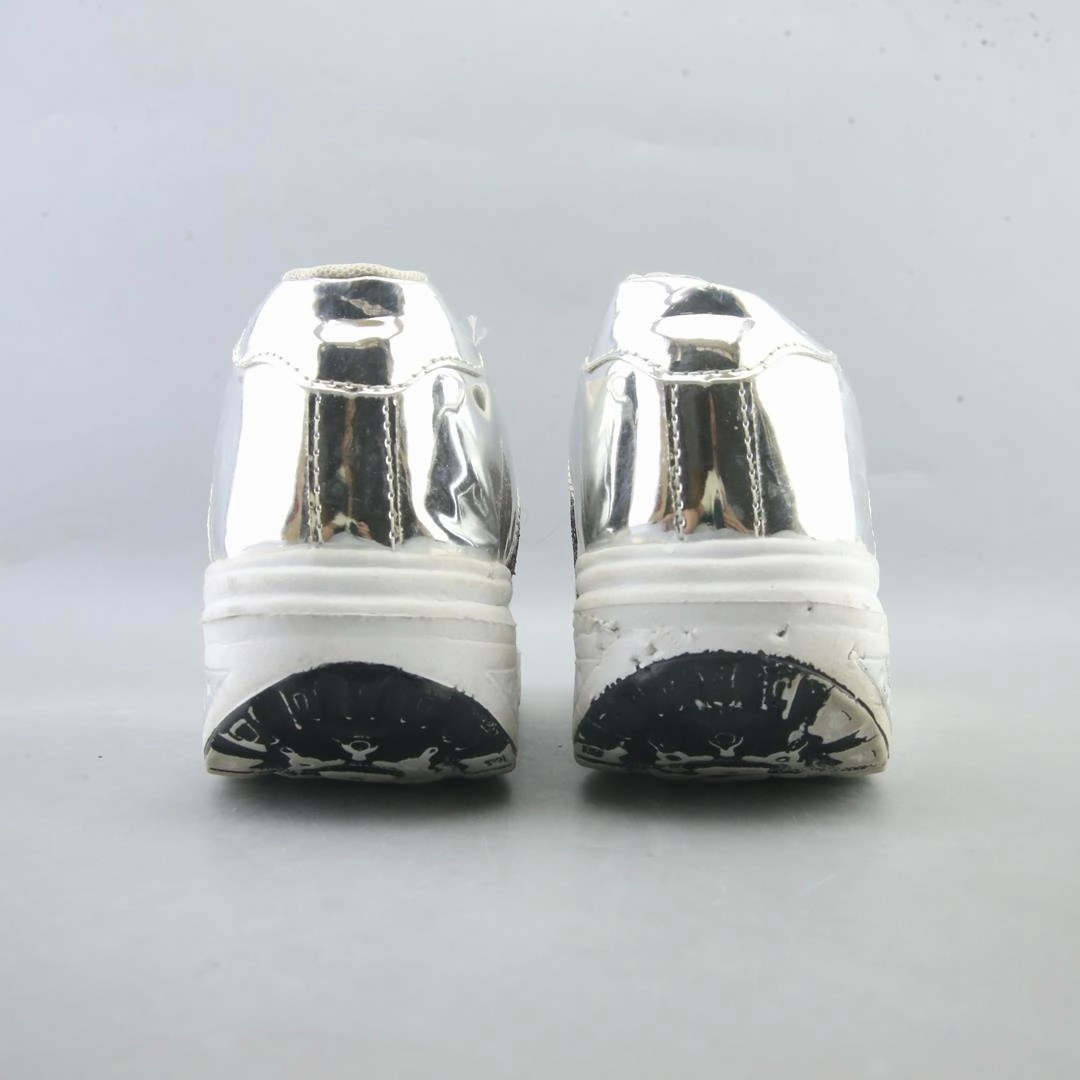 AMERICAN BRAND . stylish walking shoe photos