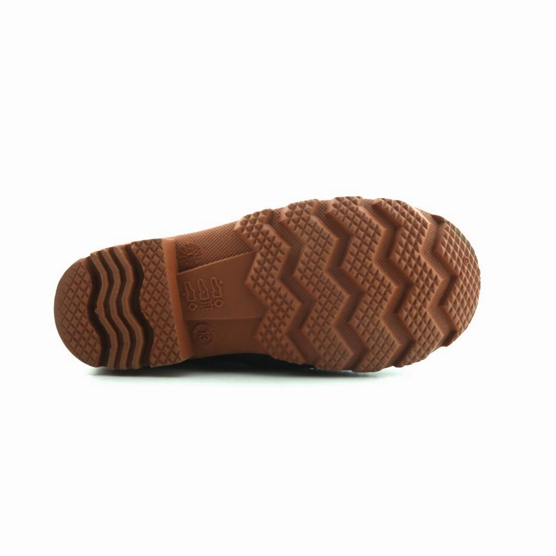 AMERICAN BRAND . stylish walking shoe photos