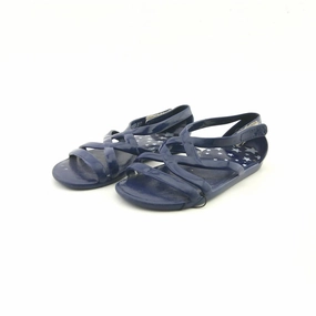 AMERICAN BRAND . American everyday footwear