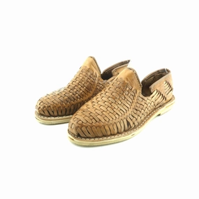 AMERICAN BRAND . American everyday footwear
