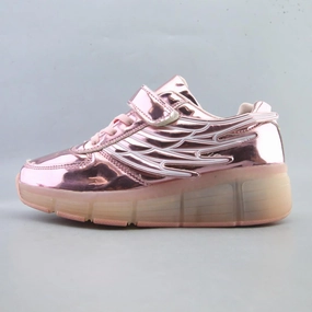 AMERICAN BRAND . American everyday footwear