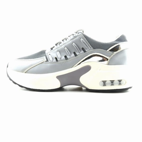 AMERICAN BRAND . American everyday footwear