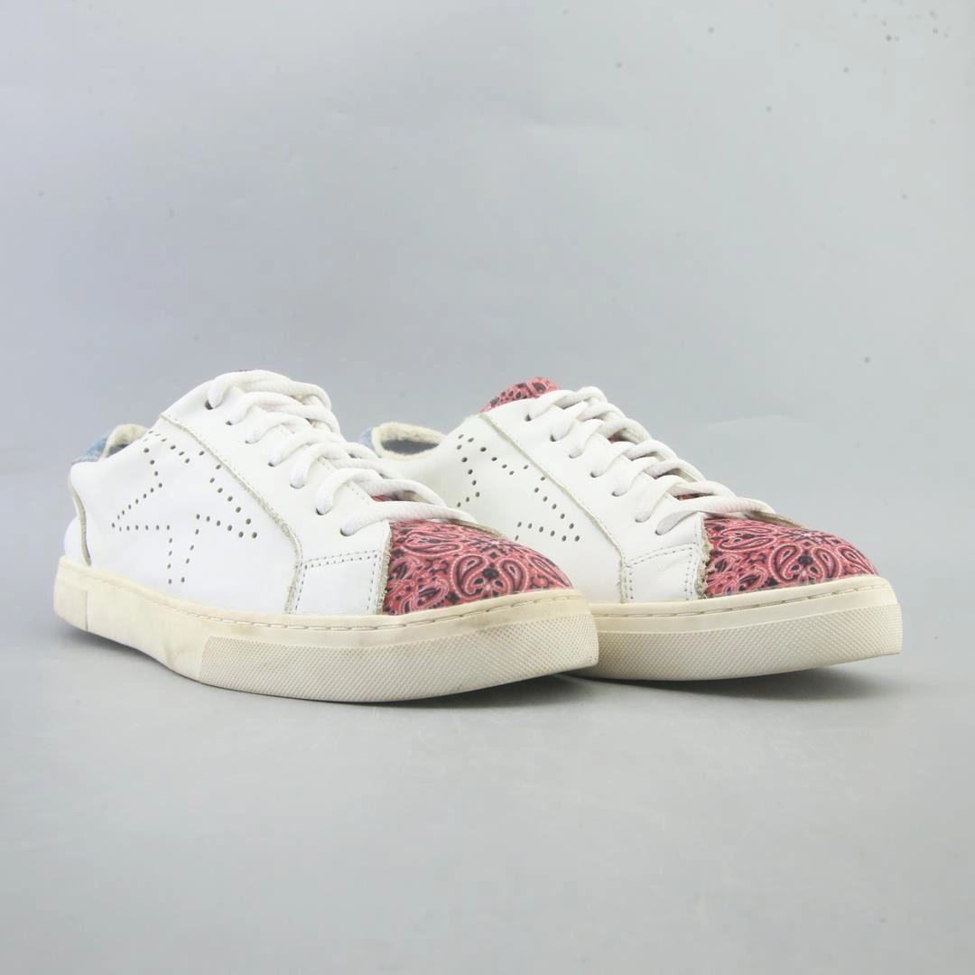 AMERICAN BRAND . stylish walking shoe photos