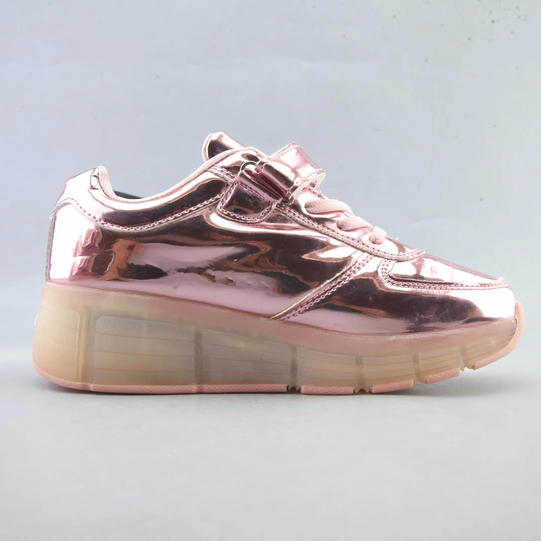 AMERICAN BRAND . stylish walking shoe photos
