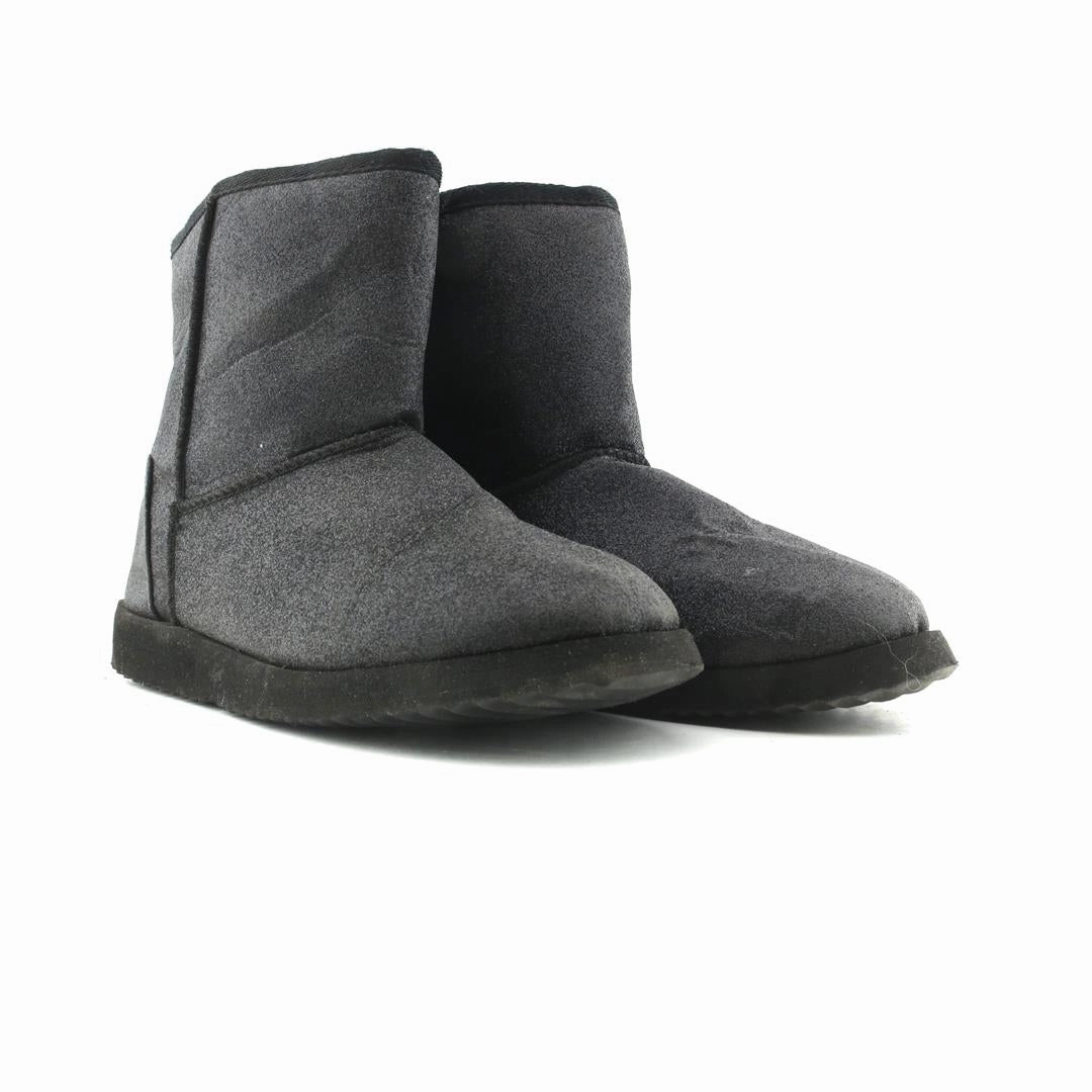 AMERICAN BRAND . stylish walking shoe photos