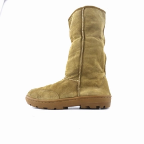 AMERICAN BRAND . American everyday footwear