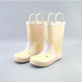 AMERICAN BRAND . American everyday footwear