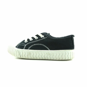 AMERICAN BRAND . American everyday footwear