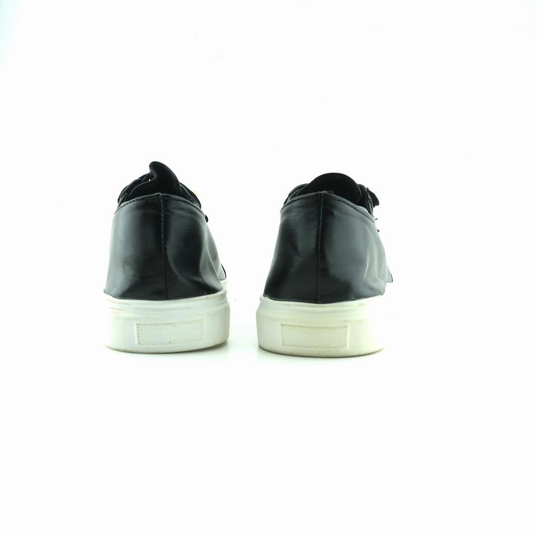 AMERICAN BRAND . stylish walking shoe photos