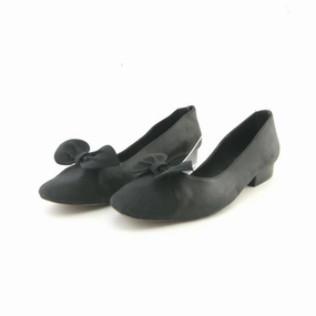 AMERICAN BRAND . American everyday footwear
