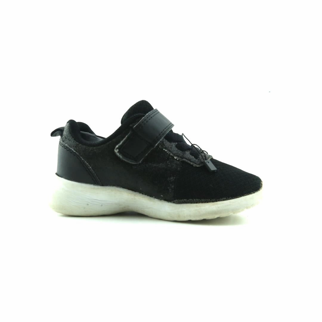 AMERICAN BRAND . stylish walking shoe photos