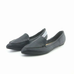 AMERICAN BRAND . American everyday footwear