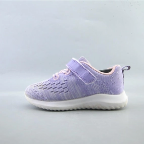AMERICAN BRAND . American everyday footwear