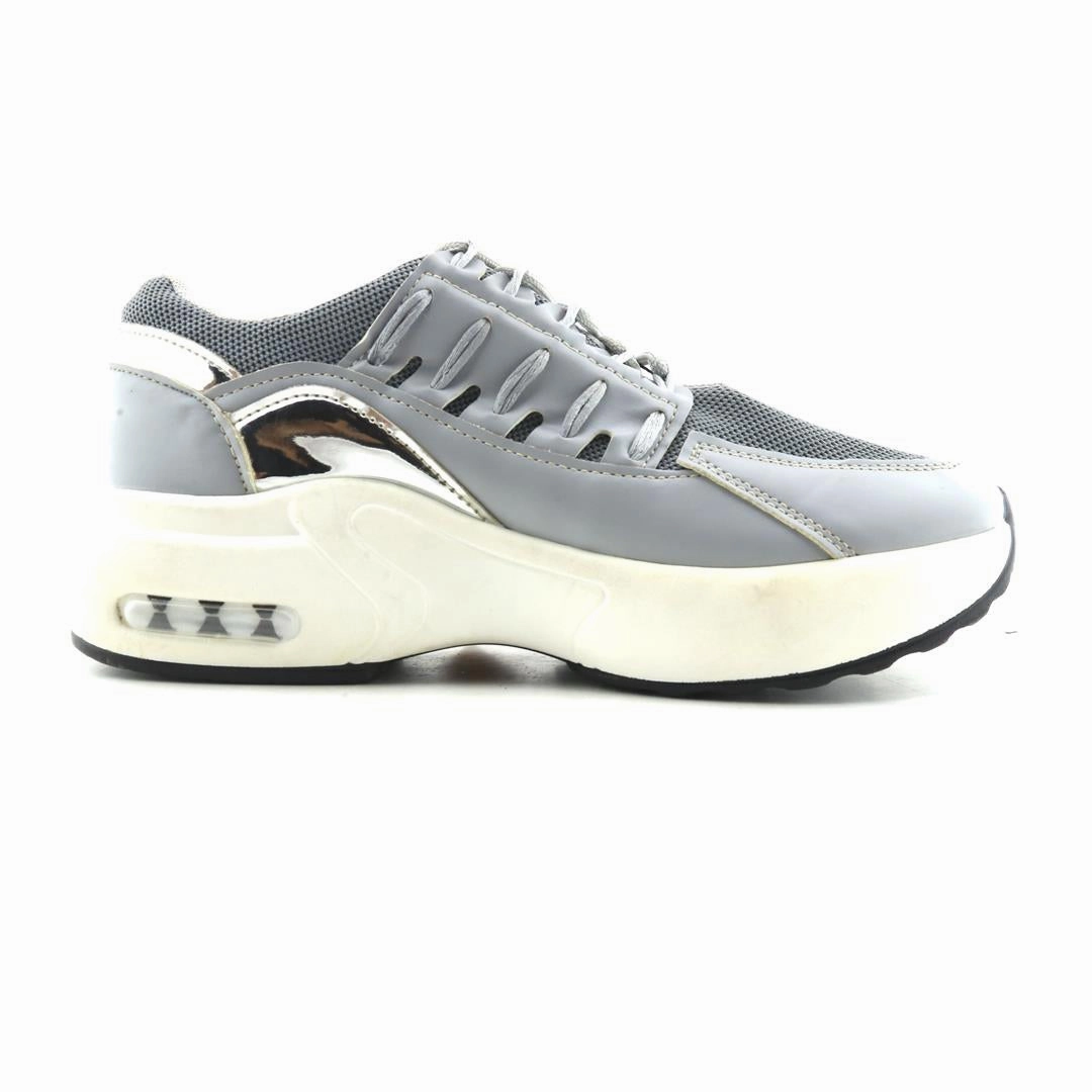 AMERICAN BRAND . stylish walking shoe photos