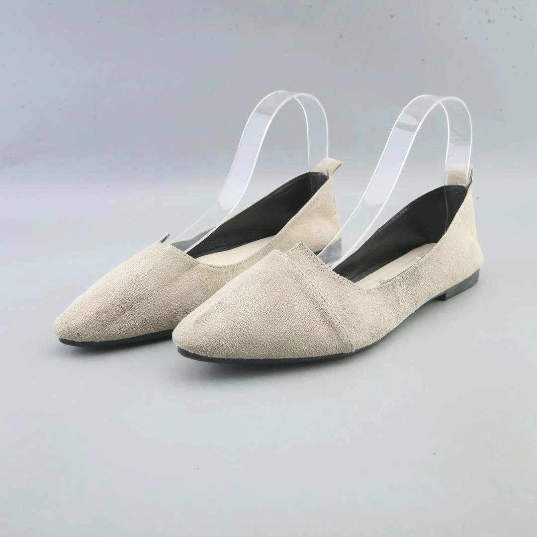 AMERICAN BRAND . American everyday footwear