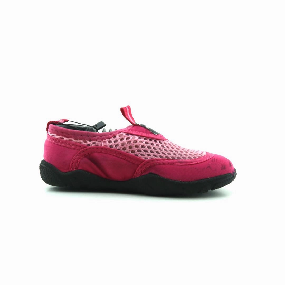 AMERICAN BRAND . stylish walking shoe photos