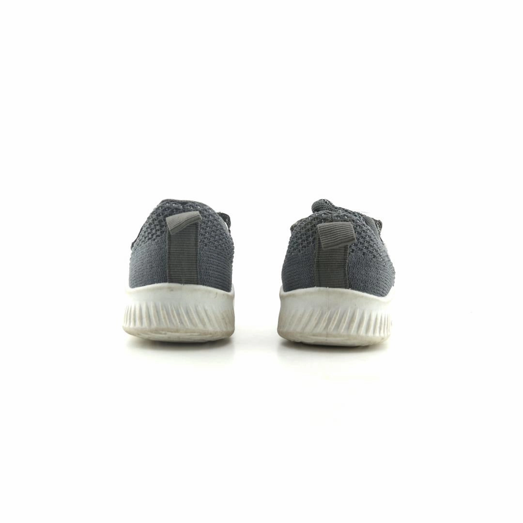 AMERICAN BRAND . stylish walking shoe photos