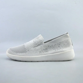 AMERICAN BRAND . American everyday footwear