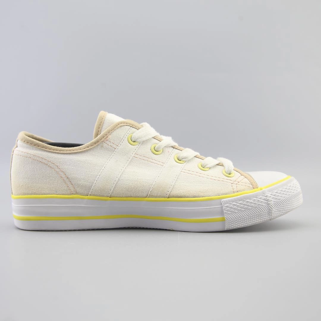AMERICAN BRAND . stylish walking shoe photos
