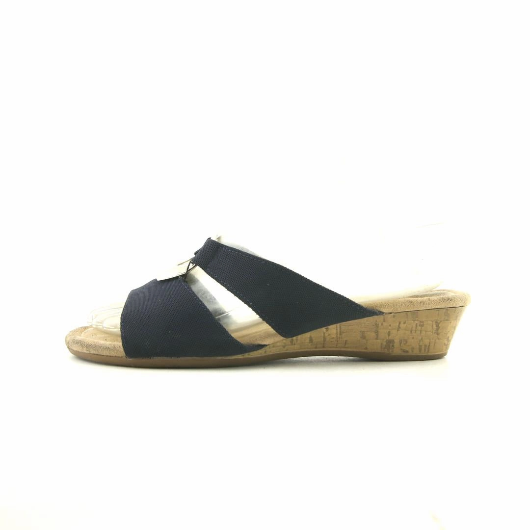 AMERICAN BRAND . stylish walking shoe photos