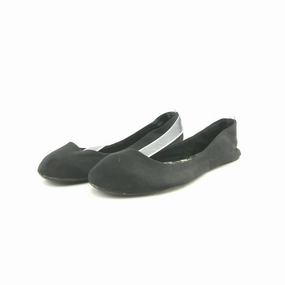 AMERICAN BRAND . American everyday footwear