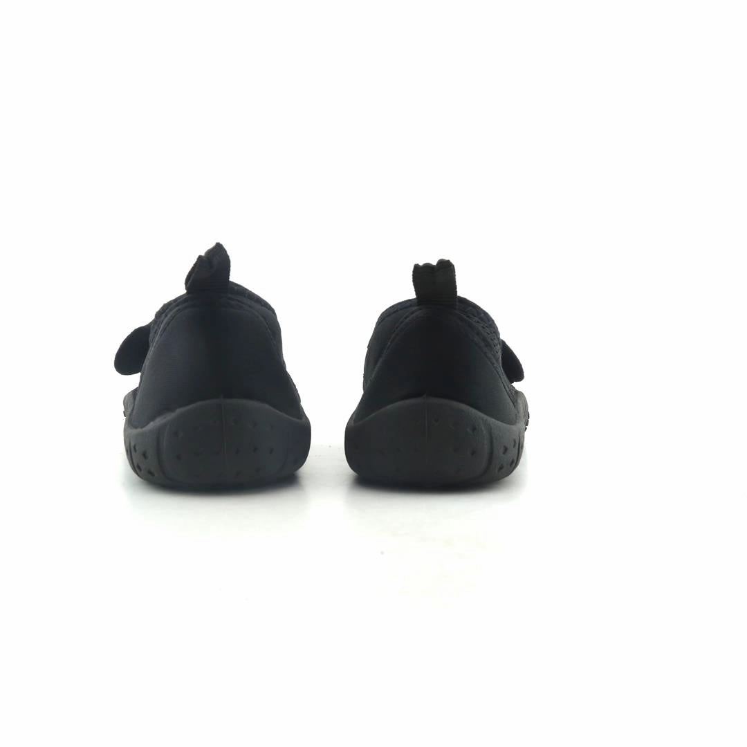 AMERICAN BRAND . stylish walking shoe photos