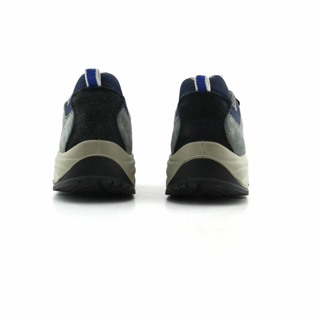 AMERICAN BRAND . stylish walking shoe photos