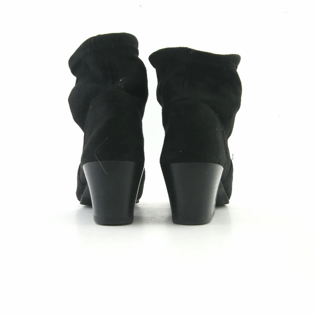 AMERICAN BRAND . stylish walking shoe photos