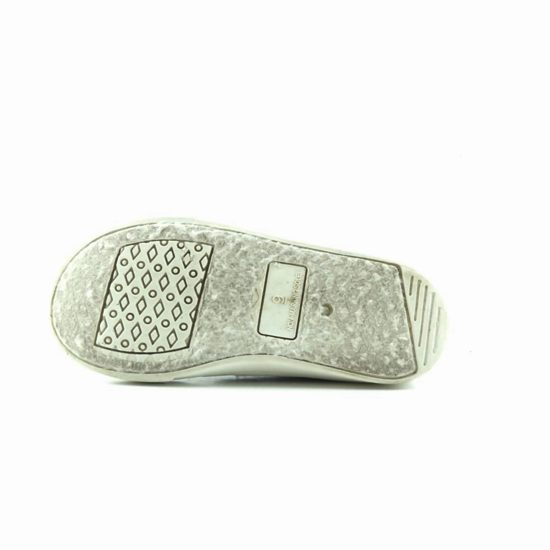 AMERICAN BRAND . stylish walking shoe photos