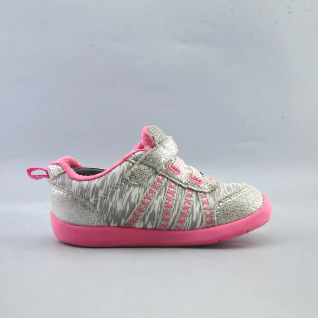 AMERICAN BRAND . stylish walking shoe photos